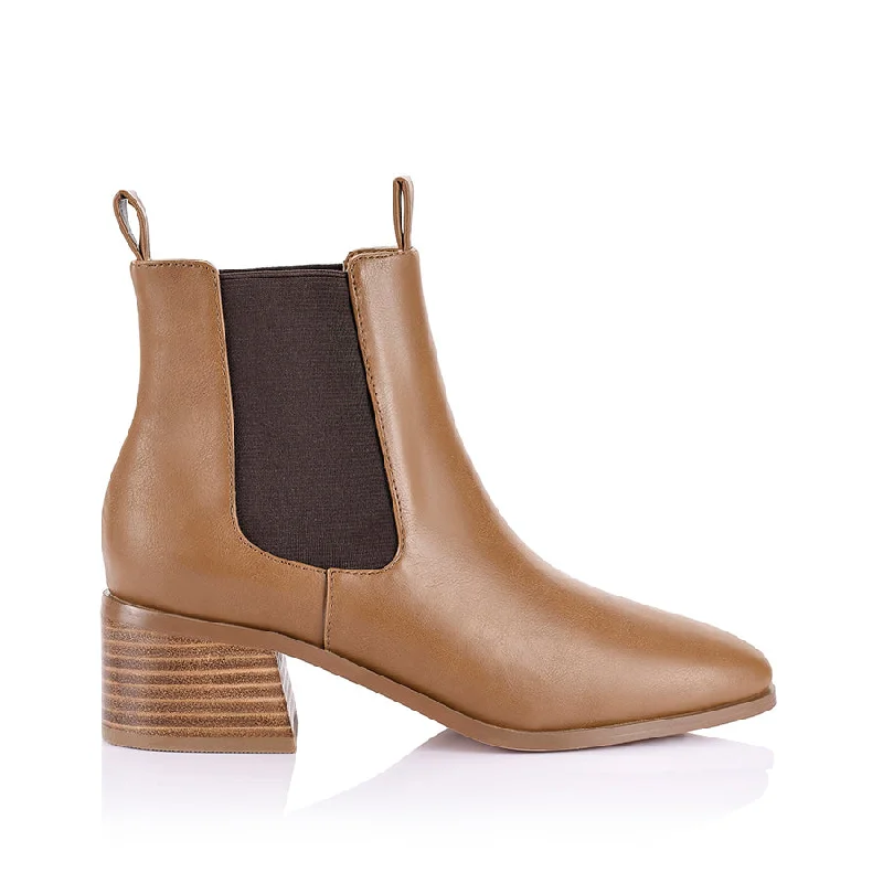 trendy women’s wedges for beach parties -Nas II Chelsea Ankle Boots - Tan