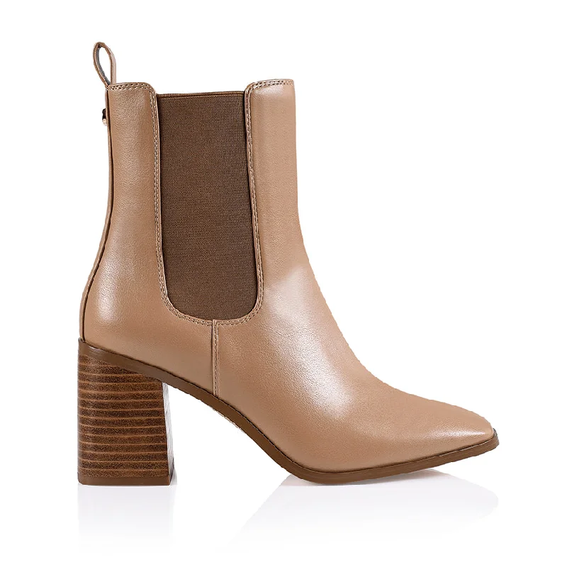 stylish women’s shoes for outdoor events -Link Chelsea Ankle Boots - Dark Camel Smooth