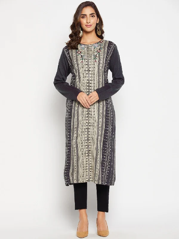 casual clothing for women’s weekend wardrobe -Women's Casual Round neck Grey All over Jacquard Calf length Knit Kurti