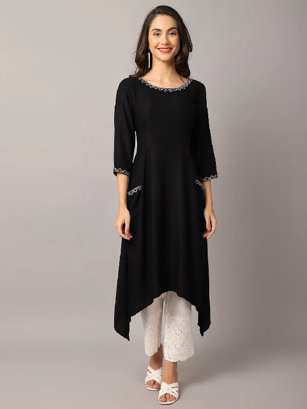 casual clothes for women’s weekend style -Women's  Round neck Black Embroidered Calf length Kurti