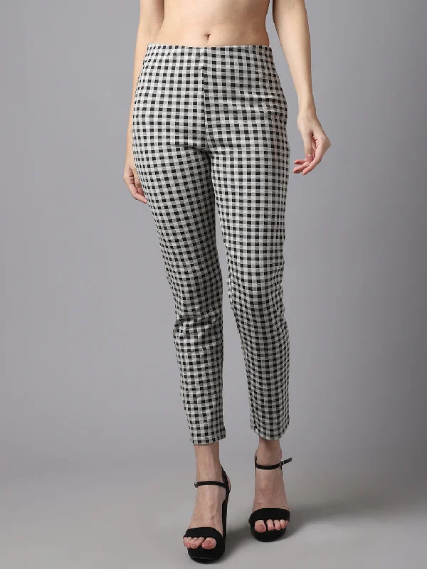 affordable women’s dresses for weddings -Women's  Flat Front Black Ivory Checks High rise Jeggings