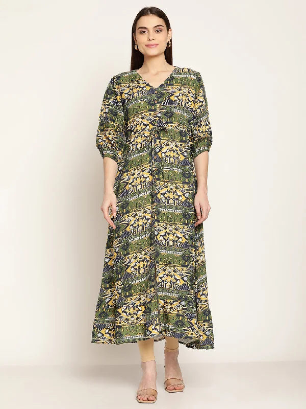 trendy dresses for women’s brunch dates -Women's Casual V neck Green Abstract Print Fit & Flared Dress