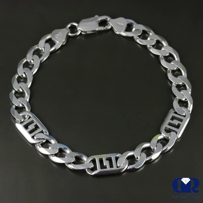 trendy bangles for women’s style -Men's 9.3 mm Sterling Silver Figaro Link Chain bracelet