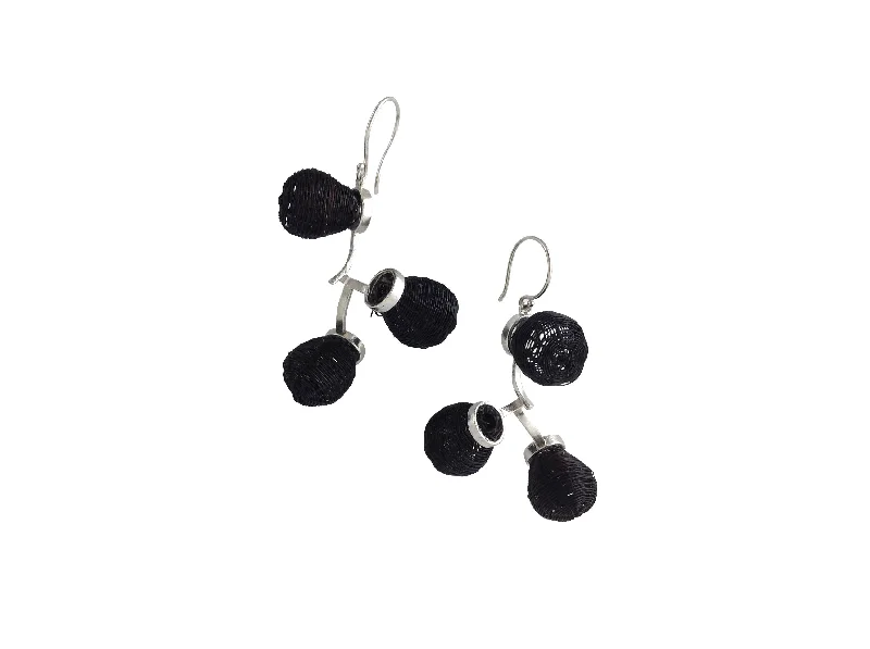 best wedding jewelry sets for brides -Black Globo Earring