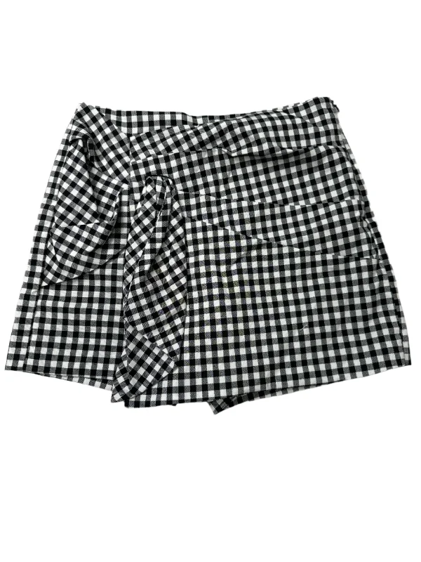 boho-chic women’s clothing for summer -Skirt Mini & Short By Zara In Black & White, Size: Xs