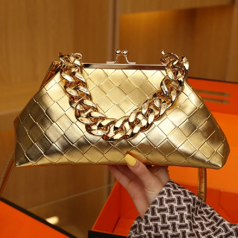 unique handbags for women’s fashion -2022 Trending Woven Purse Ruched Dumpling Pouch Hobo Bag Chain Link Shoulder Handbag Women Chain Cloud Clutch Bag